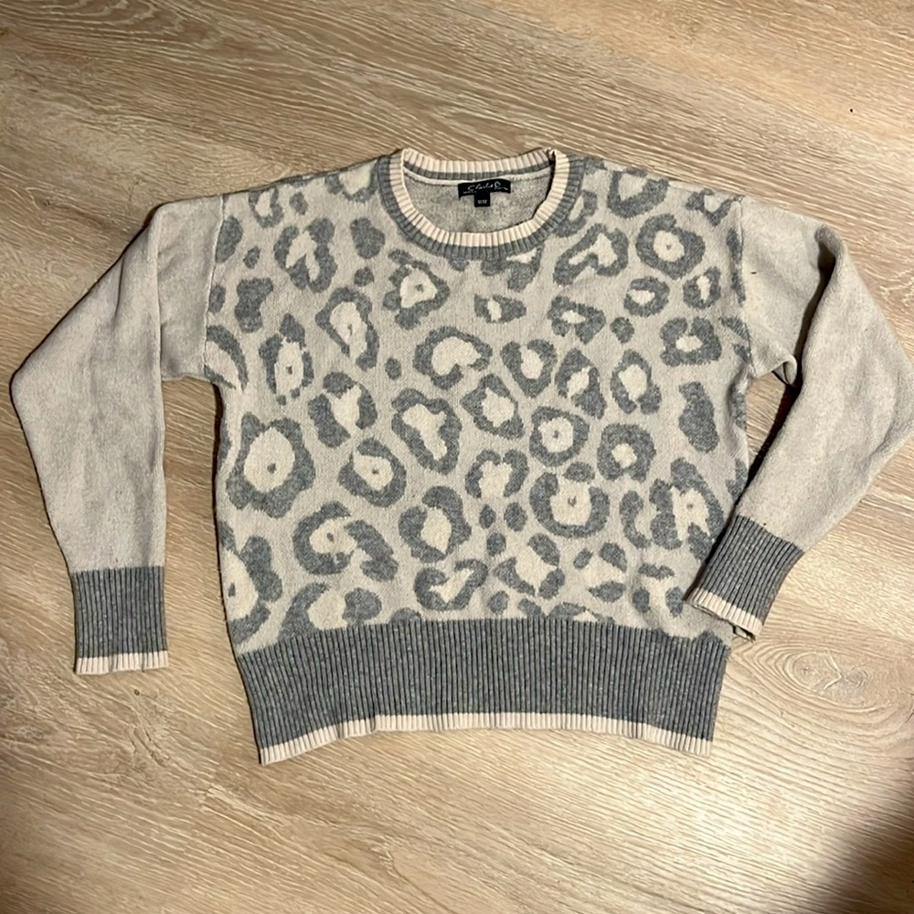 Charlie tan/pink and gray leopard print sweater